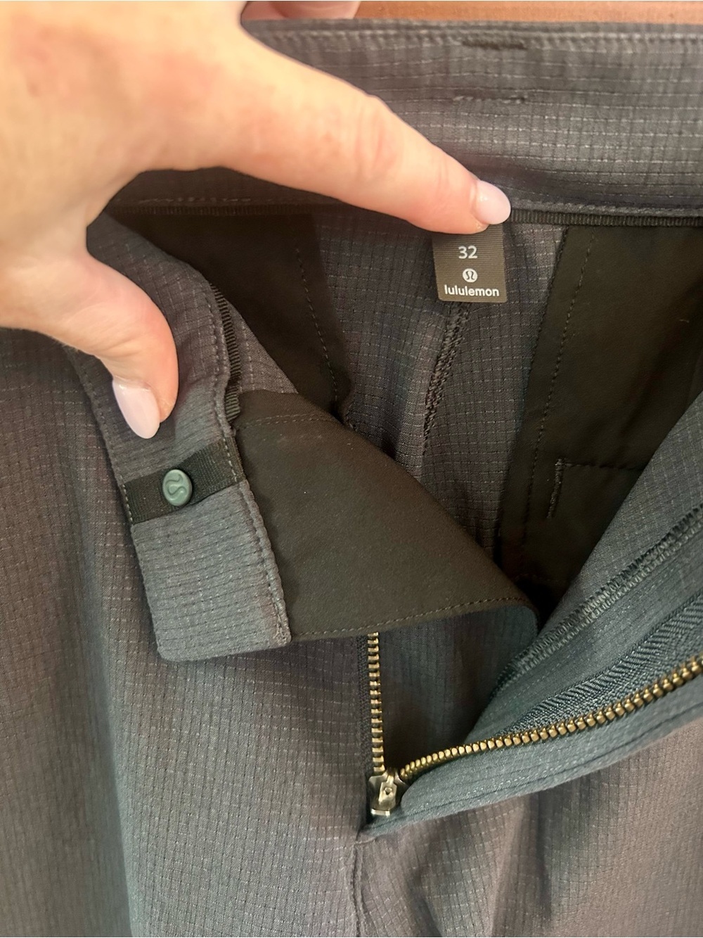 Lululemon Men’s 🔥🔥New WithOUT Tags🔥🔥 Commission Shorts Size 32 - Picture 7 of 11